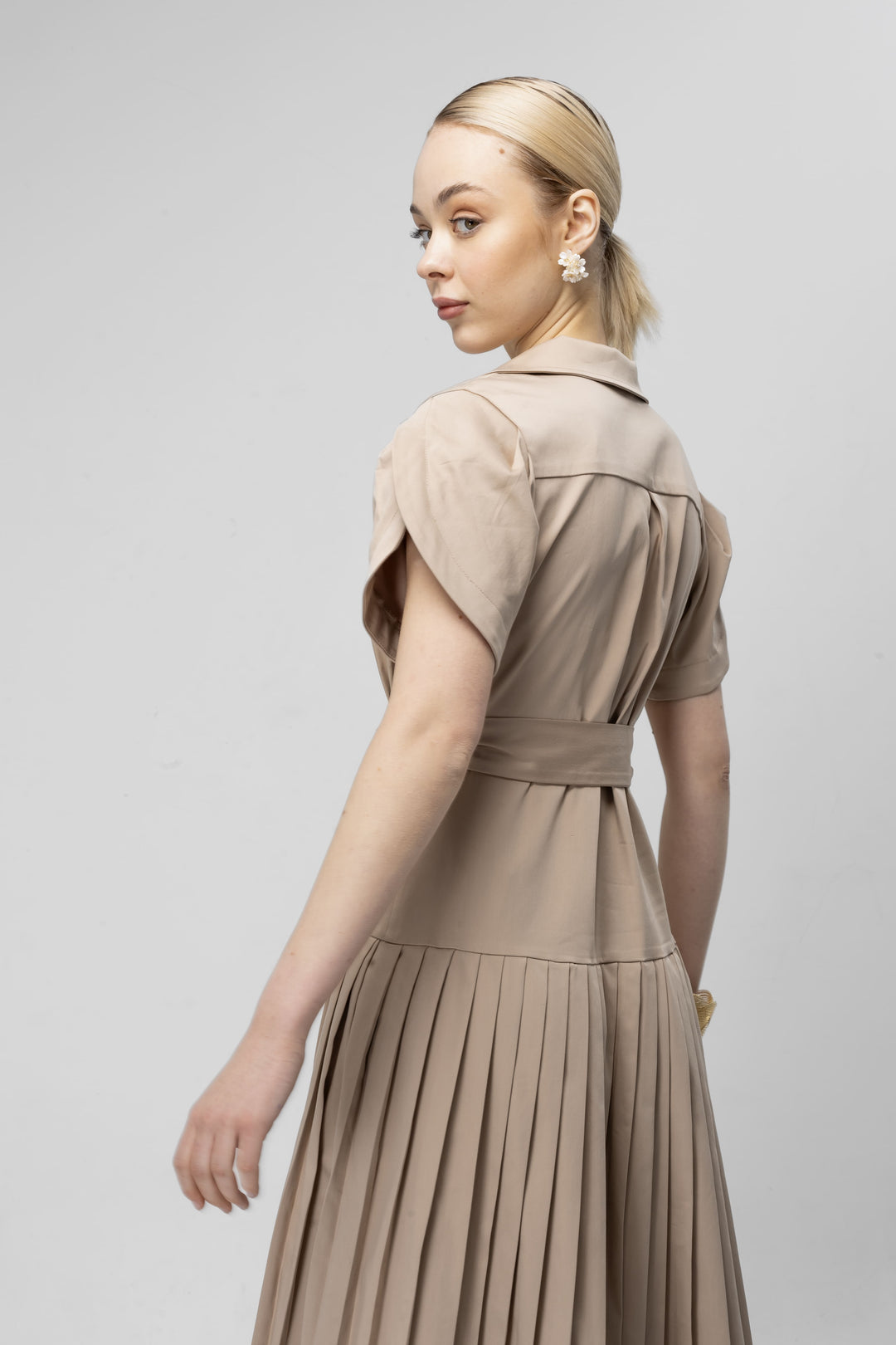 PLEATED SAFARI DRESS Vandy Vellucci PLEATED SAFARI DRESS Vandy Vellucci